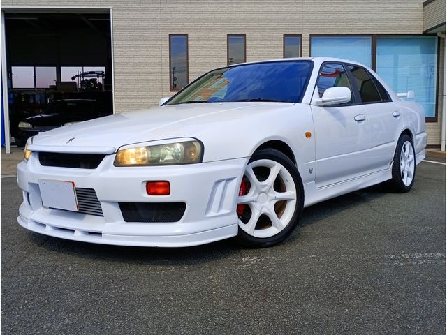 2000 Nissan Skyline