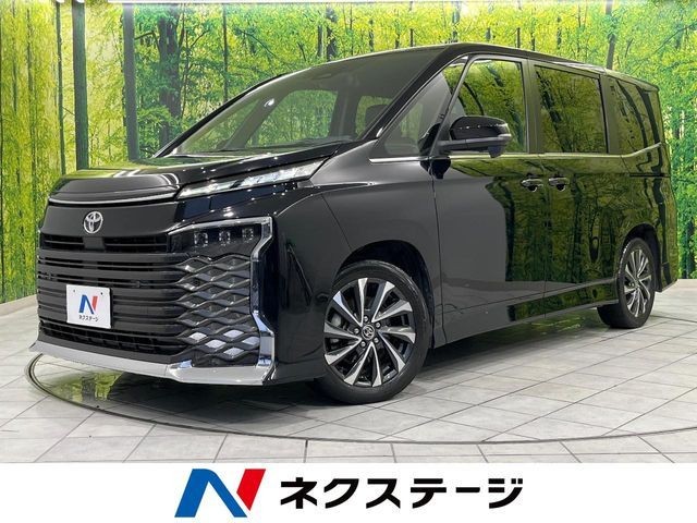 2022 Toyota Voxy