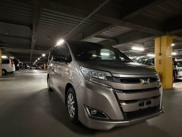 2017 Toyota Noah