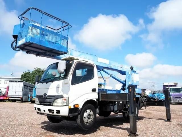 Hino Dutro