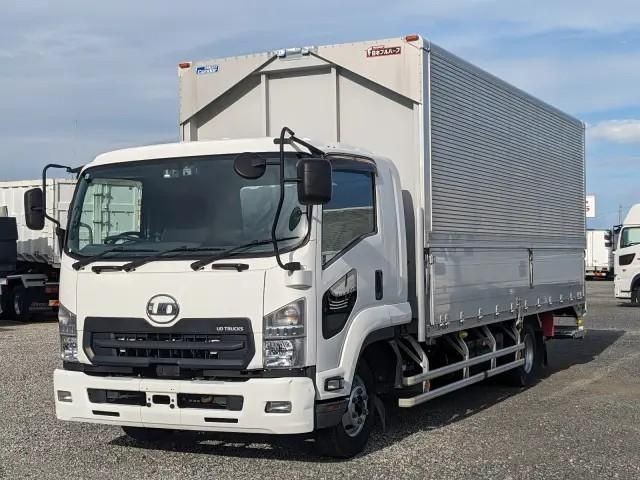 Nissan Diesel Condor