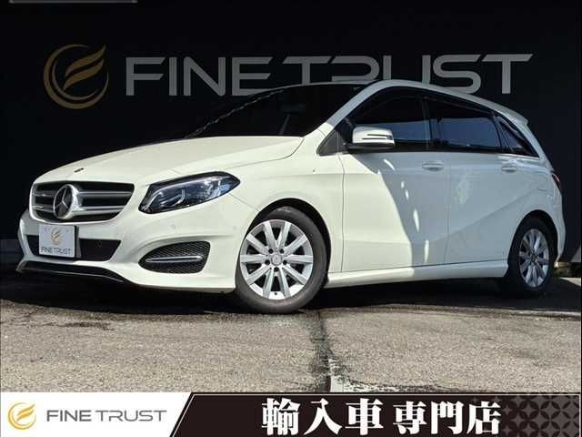 Mercedes-Benz B180