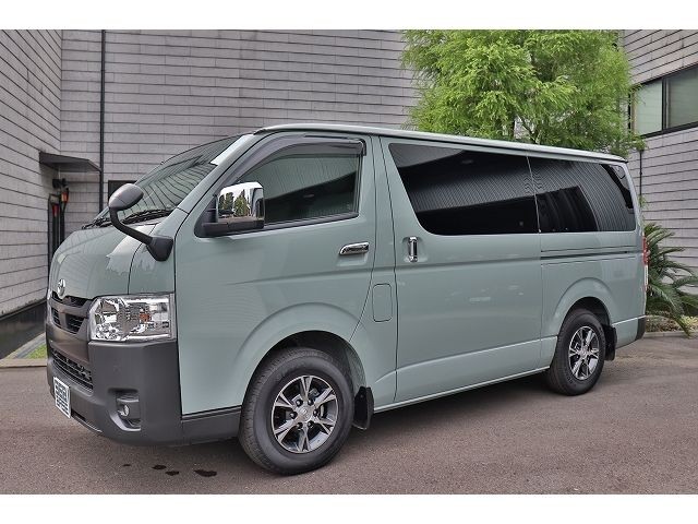 Toyota Hiace V
