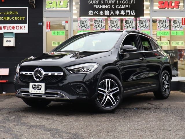 Mercedes-Benz GLA200D