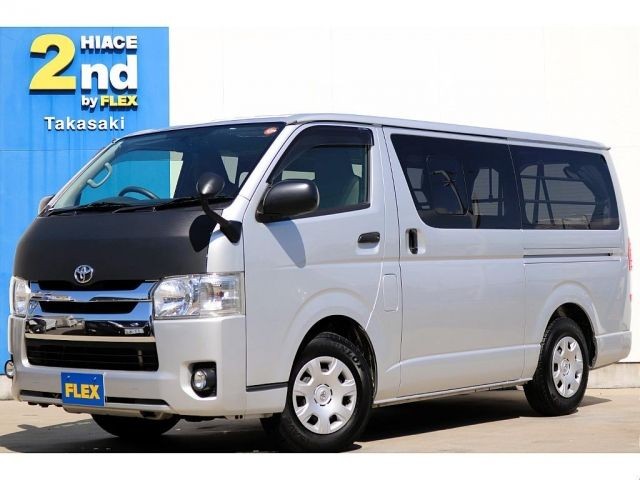 2016 Toyota Hiace V
