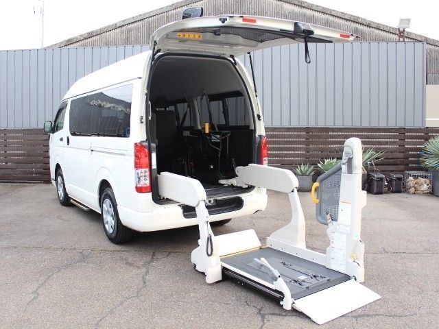 Toyota Hiace V