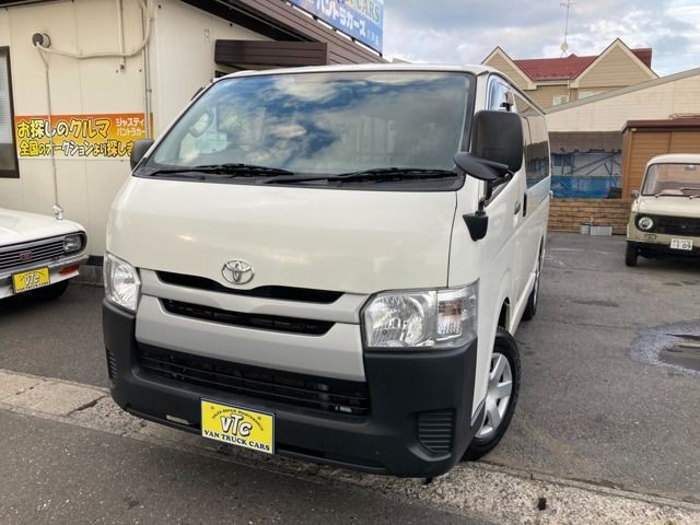 2019 Toyota Hiace V