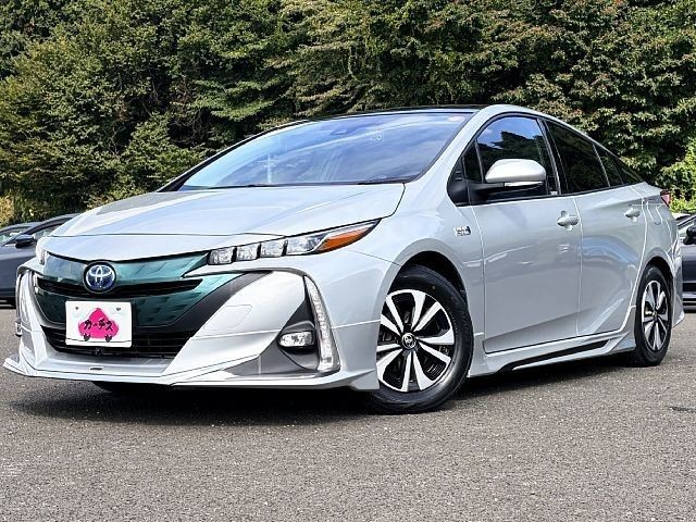 2017 Toyota Prius PHV
