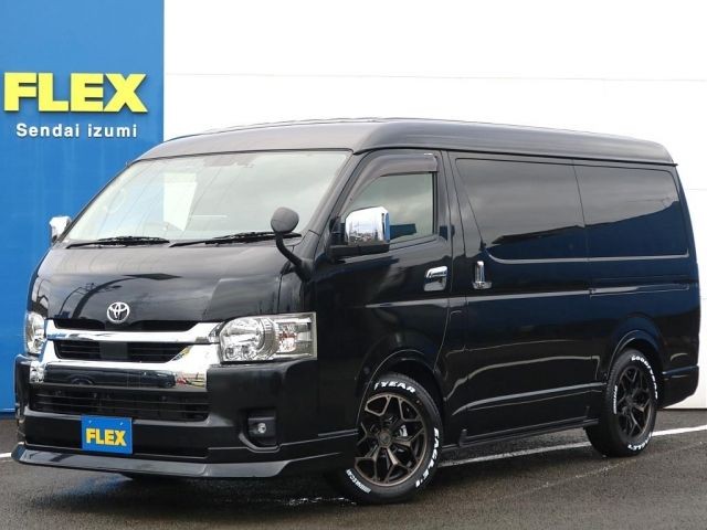 2022 Toyota Hiace W