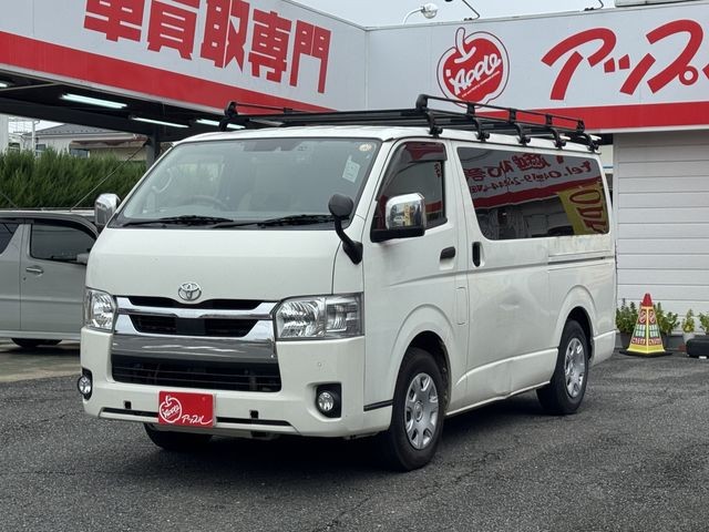 2020 Toyota Hiace V