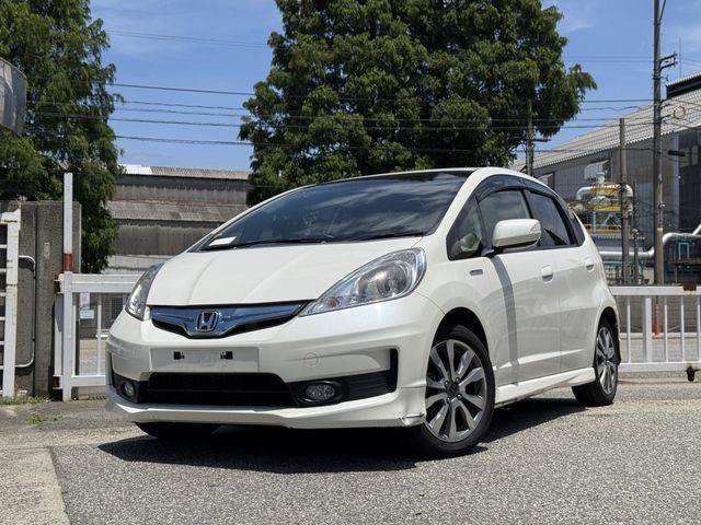 2012 Honda FIT HV