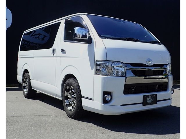 Toyota Hiace V