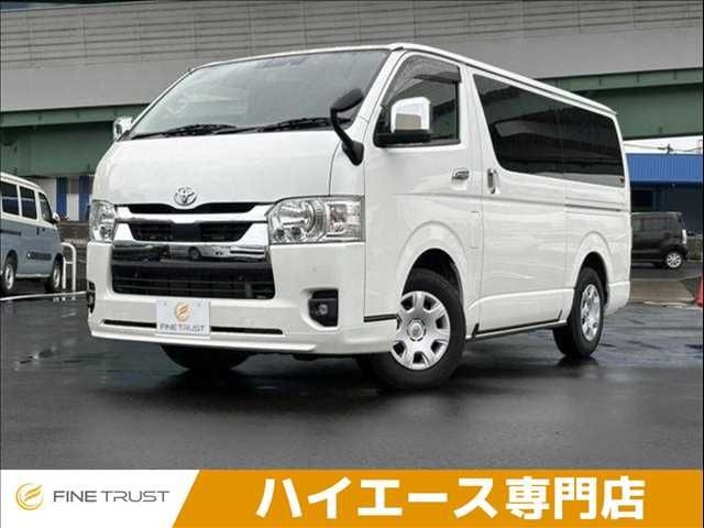 Toyota Hiace V