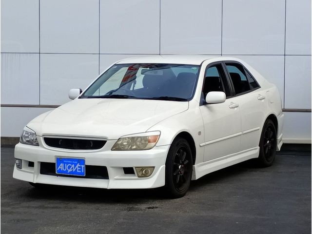 2001 Toyota Altezza