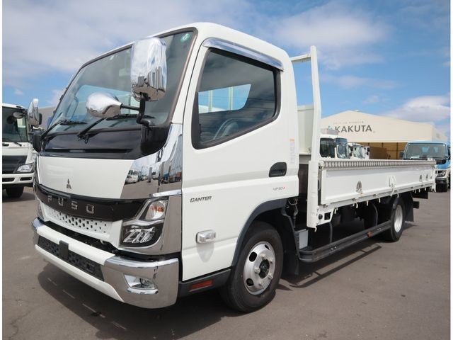 2023 Mitsubishi Canter T