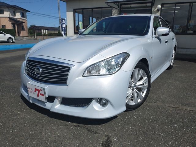 2011 Nissan Fuga