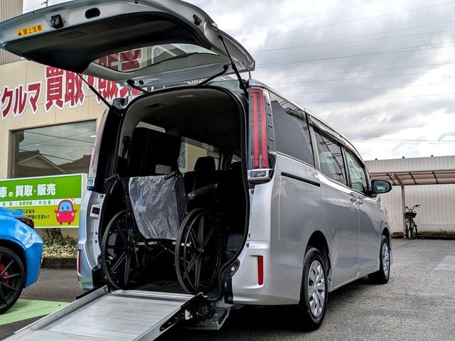 2021 Toyota Noah