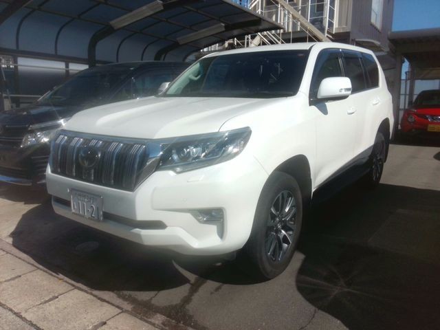 2022 Toyota Land Cruiser Prado