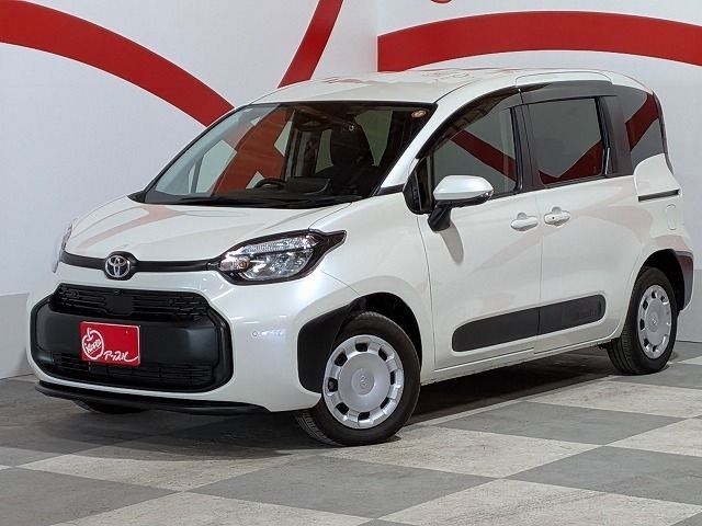 Toyota Sienta HV