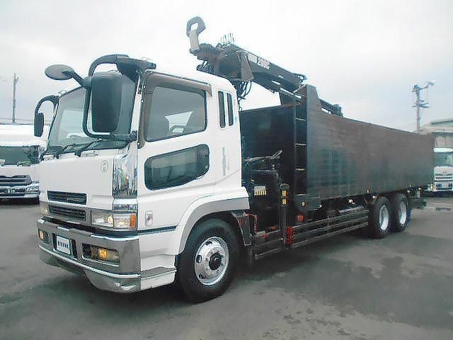 2004 Mitsubishi Super Great