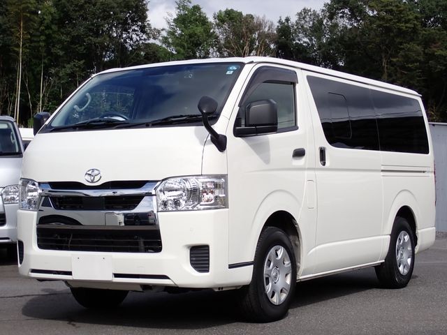 2023 Toyota Hiace V
