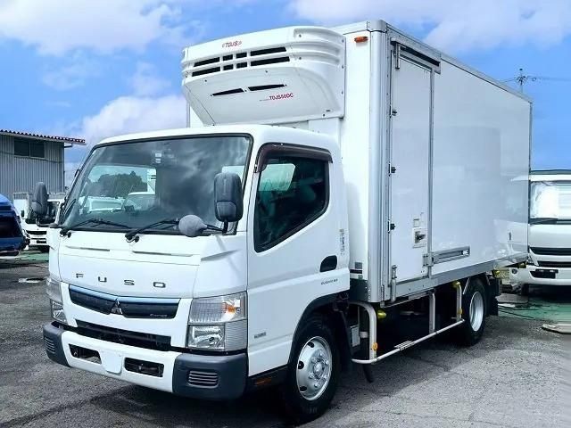 2017 Mitsubishi Canter T