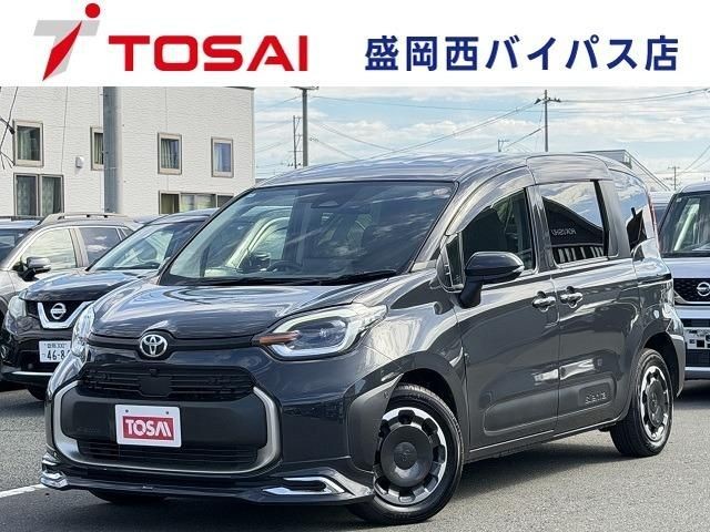 Toyota Sienta HV