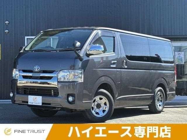 Toyota Hiace V