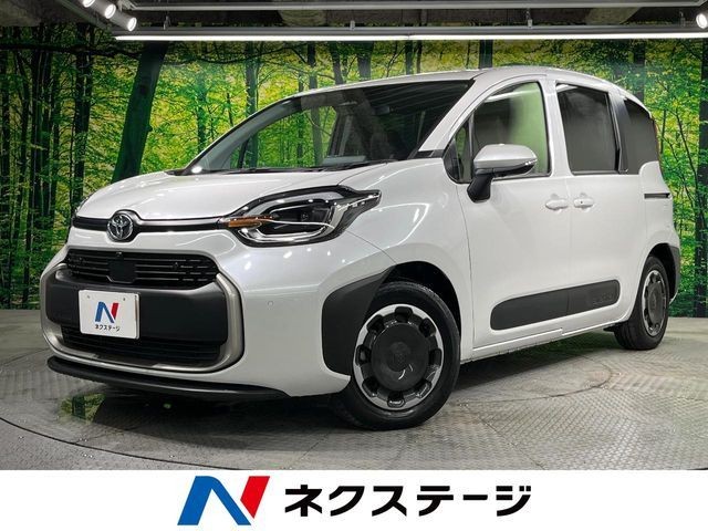 Toyota Sienta HV