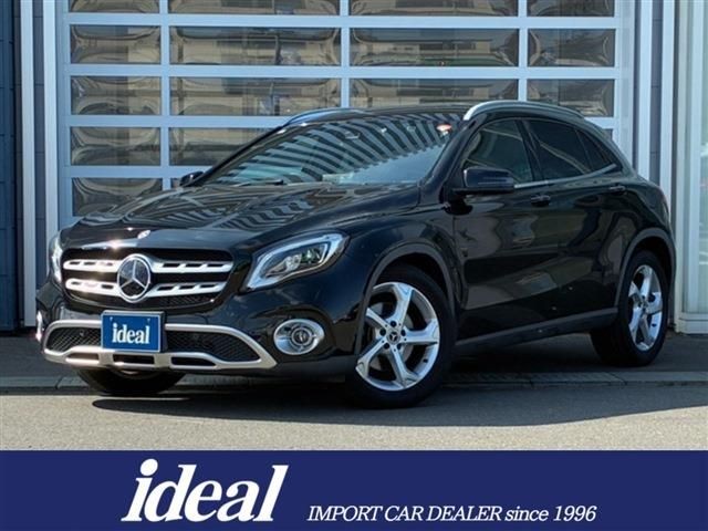 Mercedes-Benz GLA220