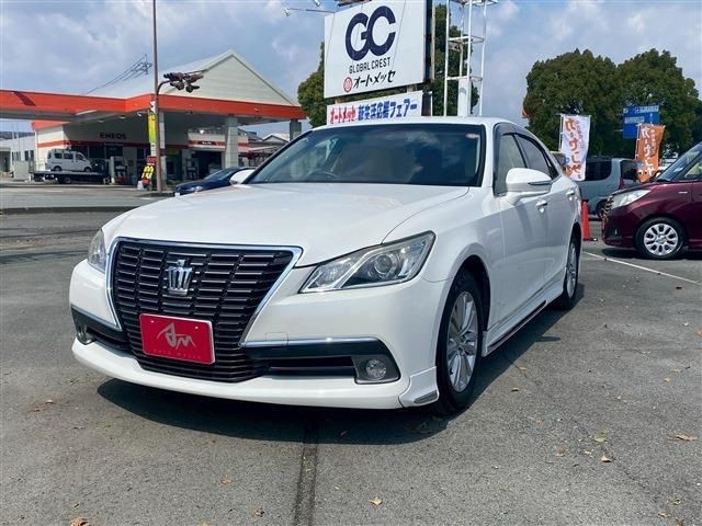 2014 Toyota Crown