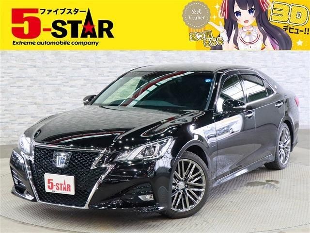 2017 Toyota Crown HV
