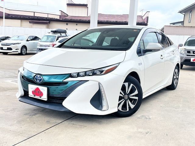 2017 Toyota Prius PHV