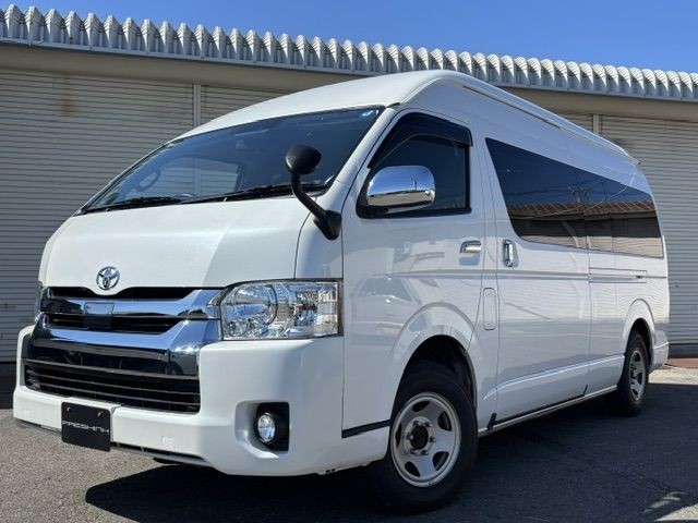 Toyota Hiace W