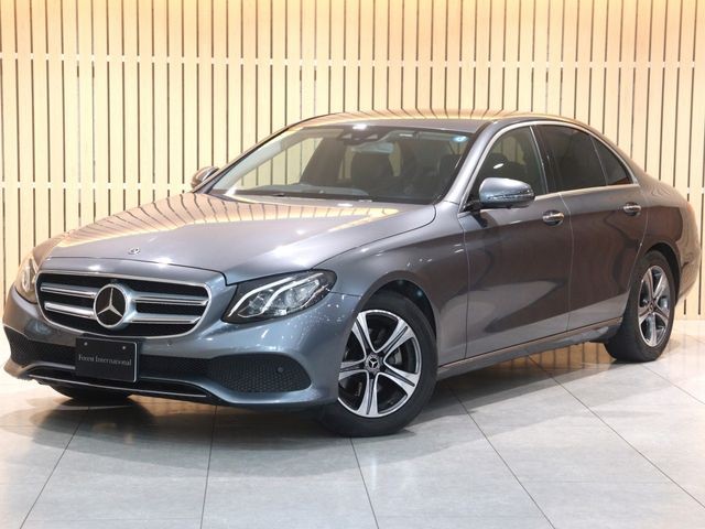 Mercedes-Benz E200