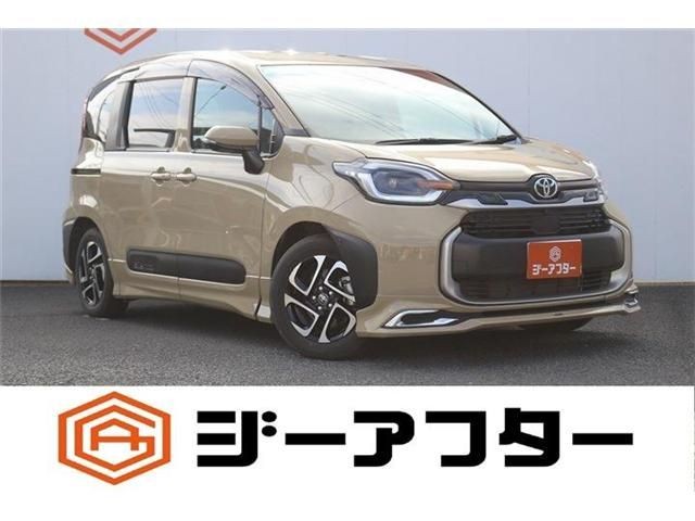 Toyota Sienta HV