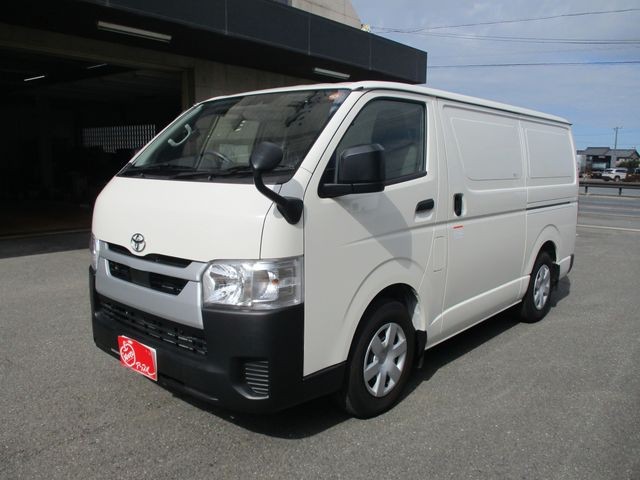 Toyota Hiace V