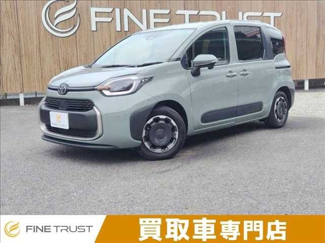 Toyota Sienta HV