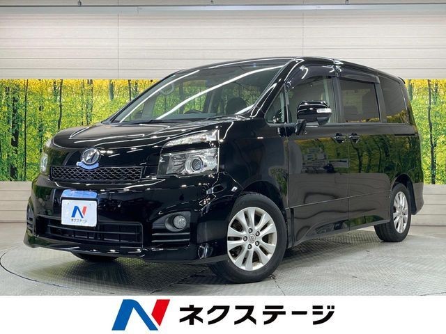 2011 Toyota Voxy