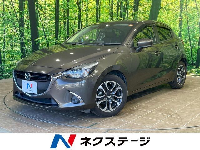 2016 Mazda Demio