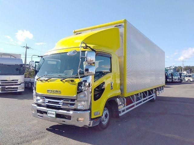 2016 Isuzu Forward