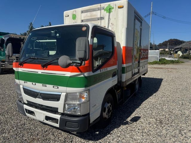 2018 Mitsubishi Canter T