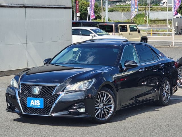 2015 Toyota Crown HV