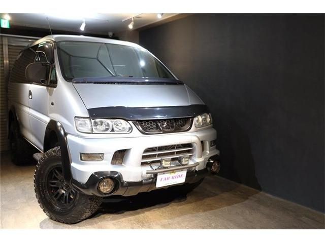 2005 Mitsubishi Super Great