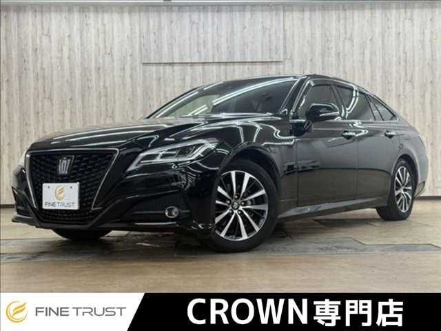 2020 Toyota Crown HV
