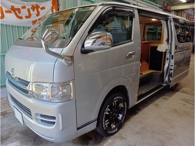 Toyota Hiace V