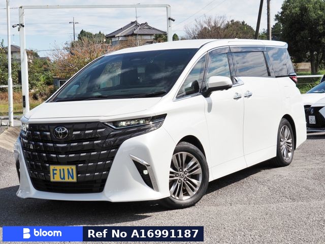 Toyota Alphard HV