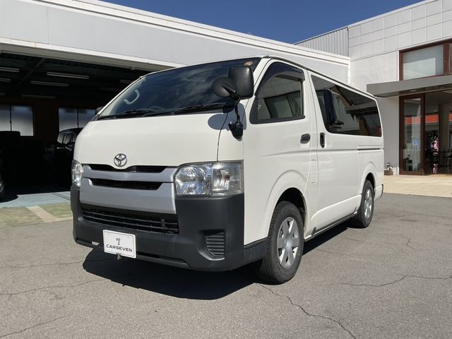 Toyota Hiace V