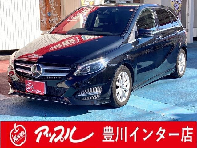 Mercedes-Benz B180