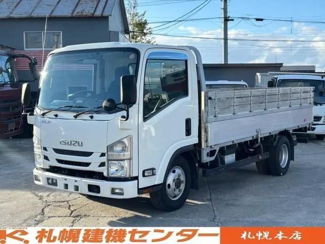 Isuzu ELF Truck